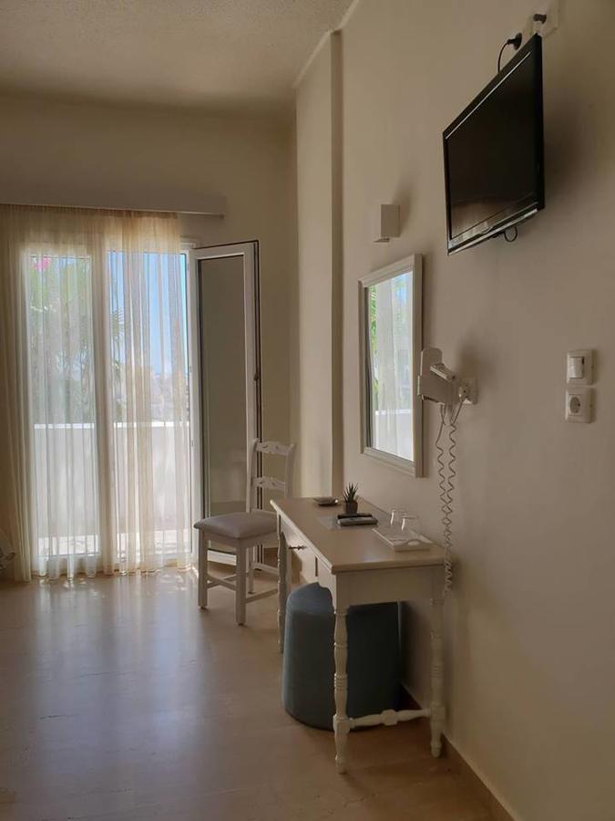 Alkyon Hotel Kamari  Ngoại thất bức ảnh